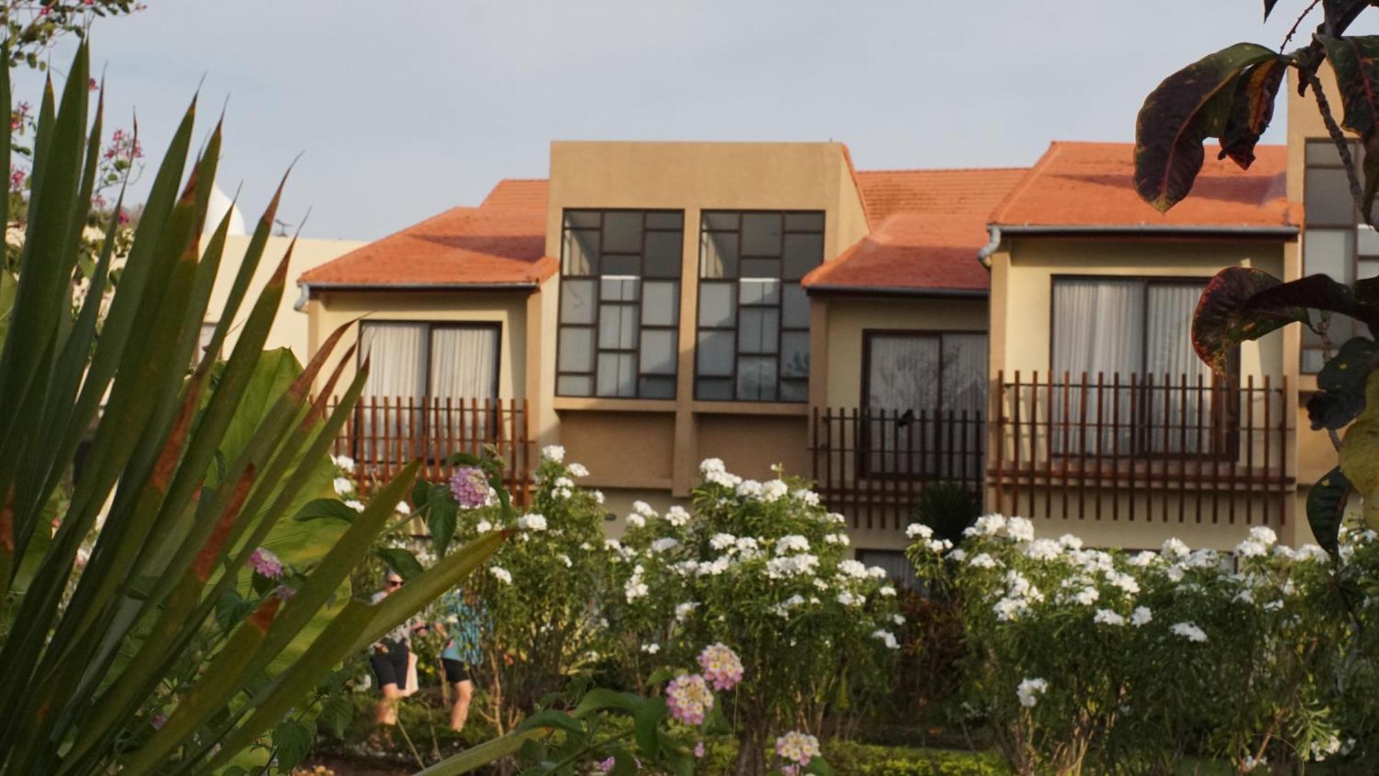 Luwansa Beach Hotel Labuan Bajo Luaran gambar
