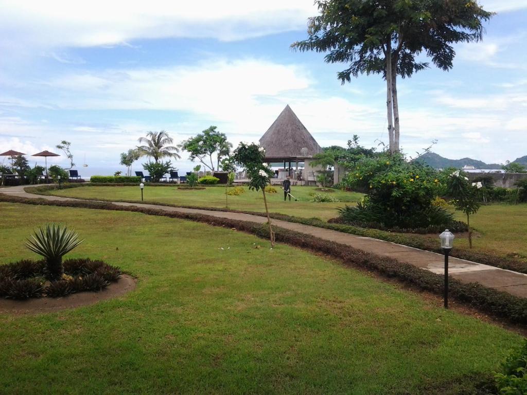 Luwansa Beach Hotel Labuan Bajo Bilik gambar