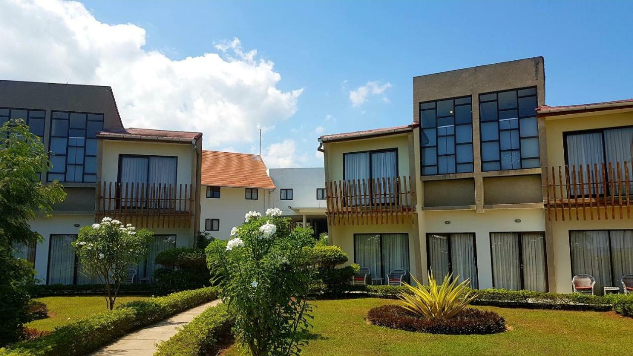 Luwansa Beach Hotel Labuan Bajo Luaran gambar
